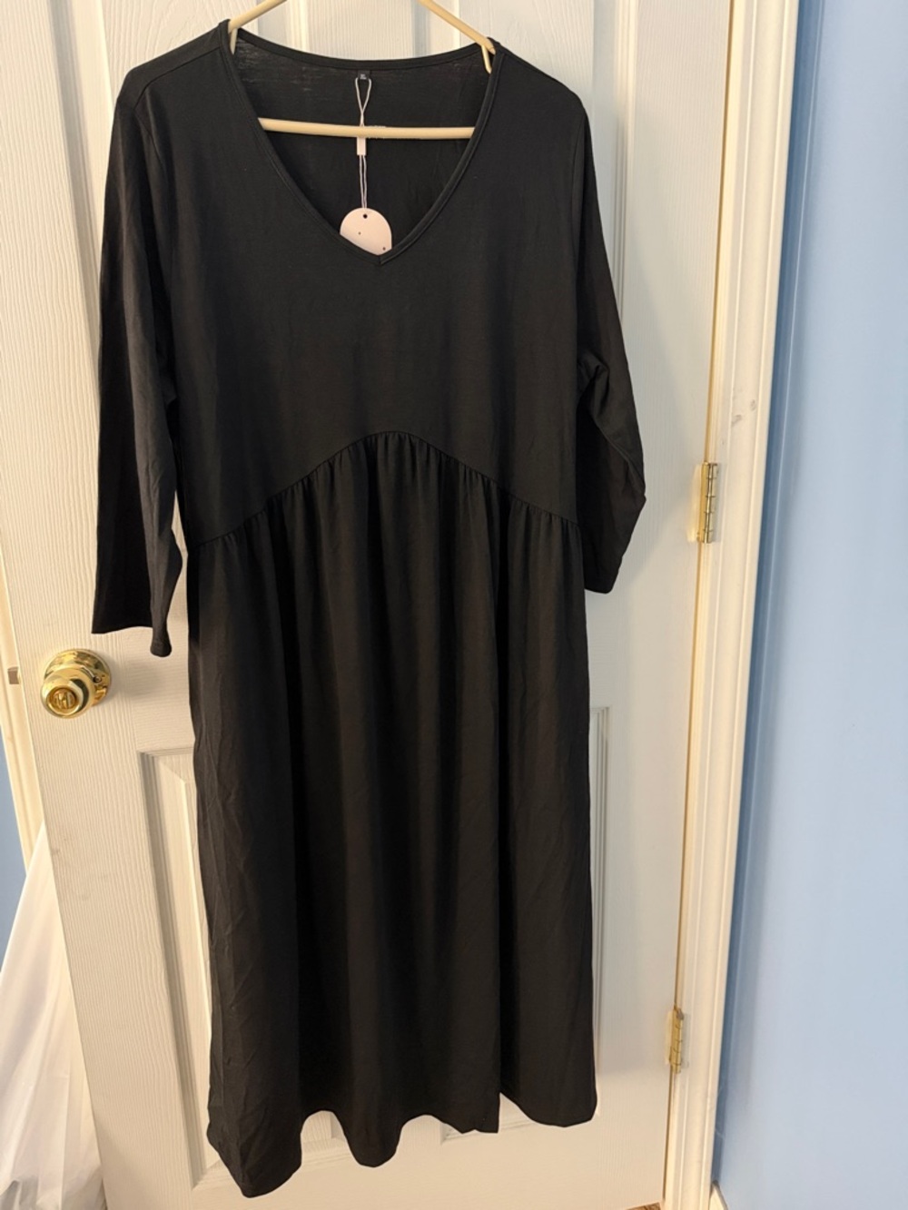 Women’s Black V-Neck Midi Dress xl NWT